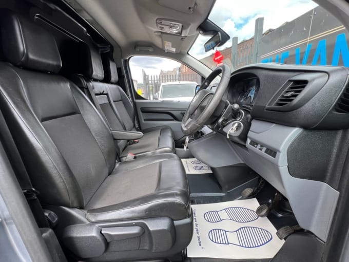 2025 Vauxhall Vivaro