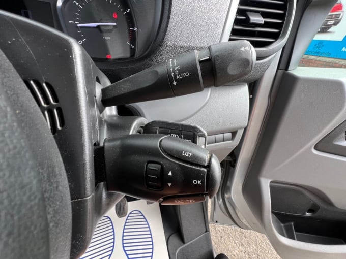 2025 Vauxhall Vivaro