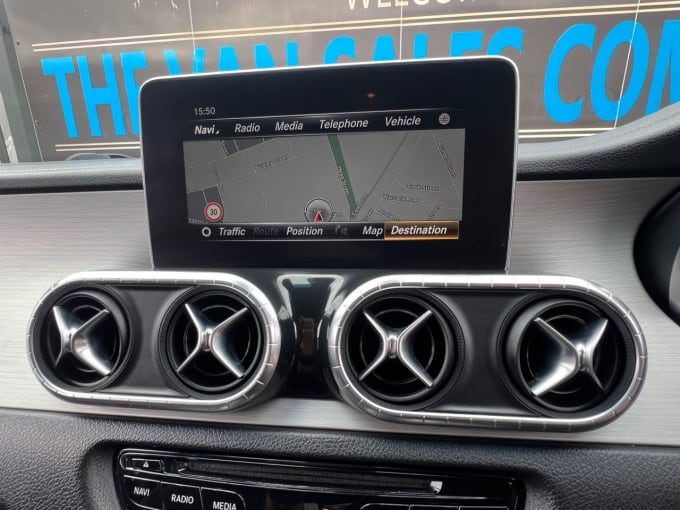 2025 Mercedes-benz X-class