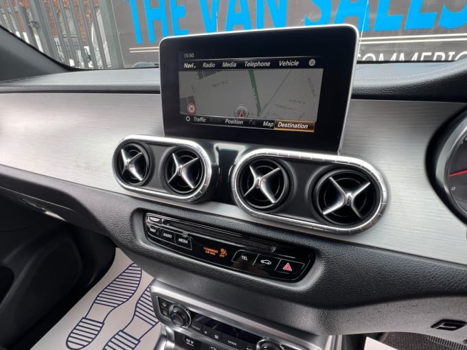2025 Mercedes-benz X-class