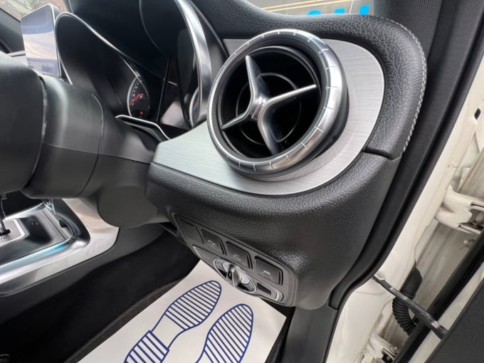 2025 Mercedes-benz X-class