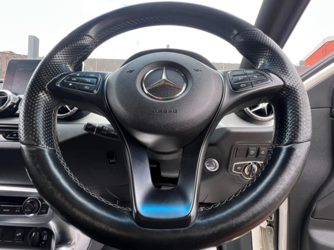 2025 Mercedes-benz X-class