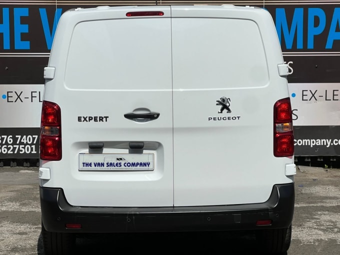2025 Peugeot Expert