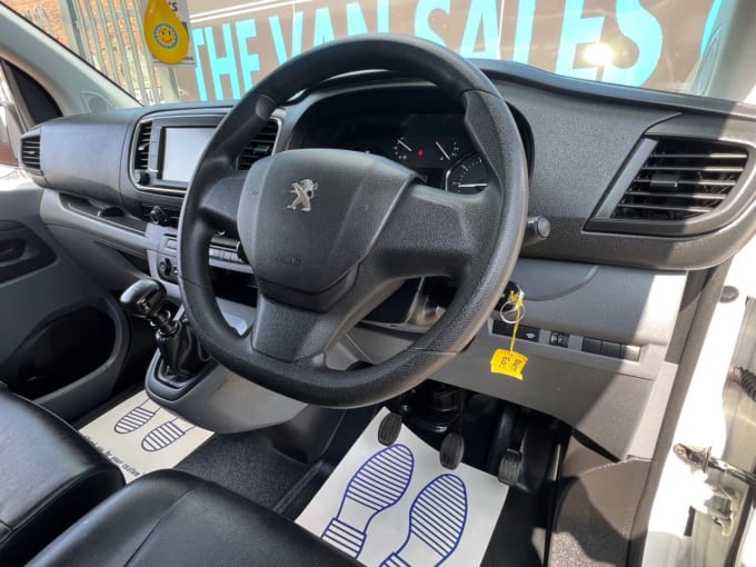 2025 Peugeot Expert