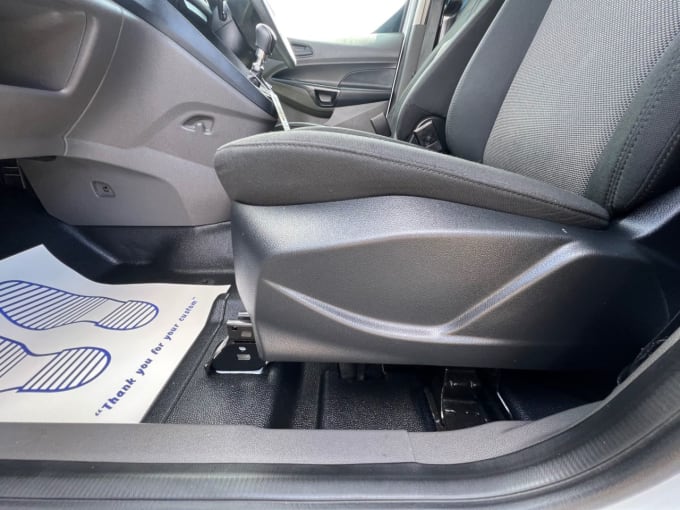 2025 Ford Transit Connect