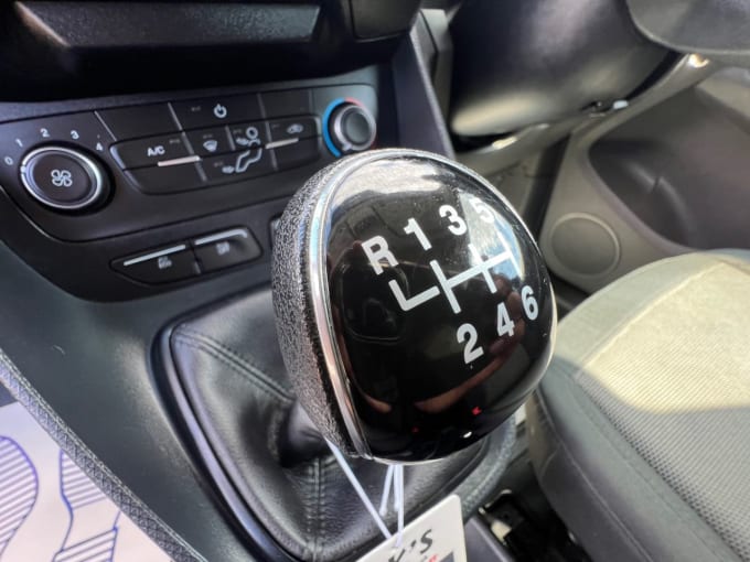 2025 Ford Transit Connect