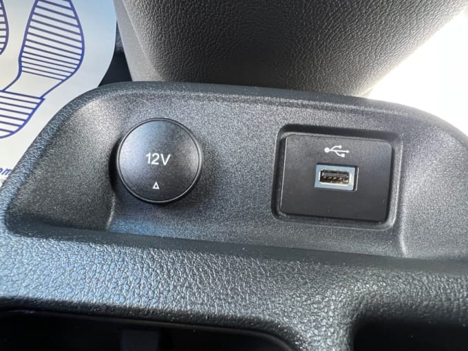 2025 Ford Transit Connect