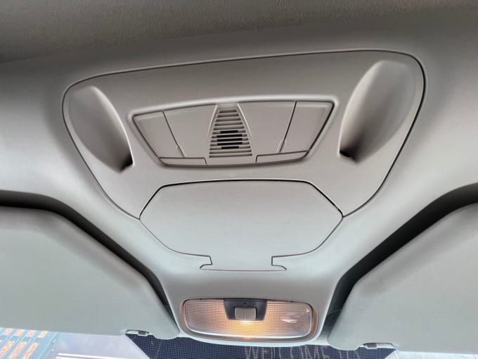 2025 Ford Transit Connect