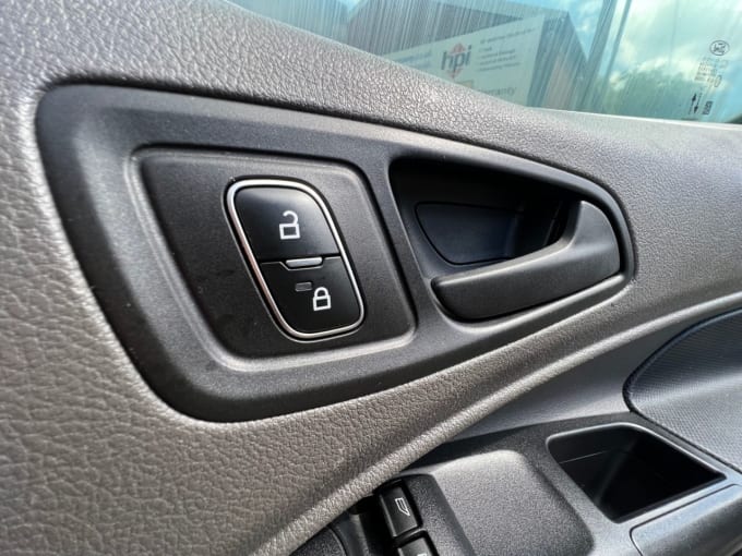 2025 Ford Transit Connect