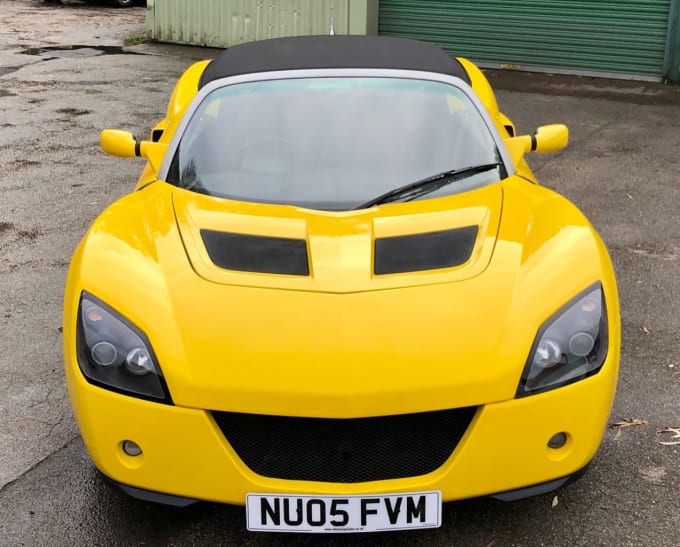 2005 Vauxhall Vx220