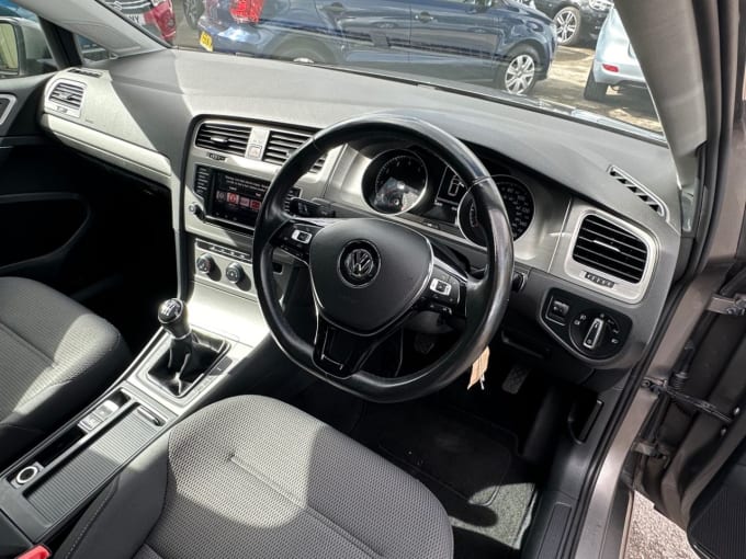 2024 Volkswagen Golf