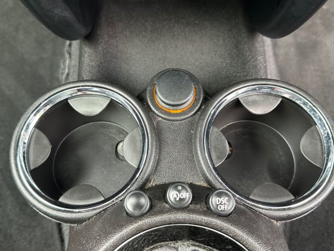 2025 Mini Hatch