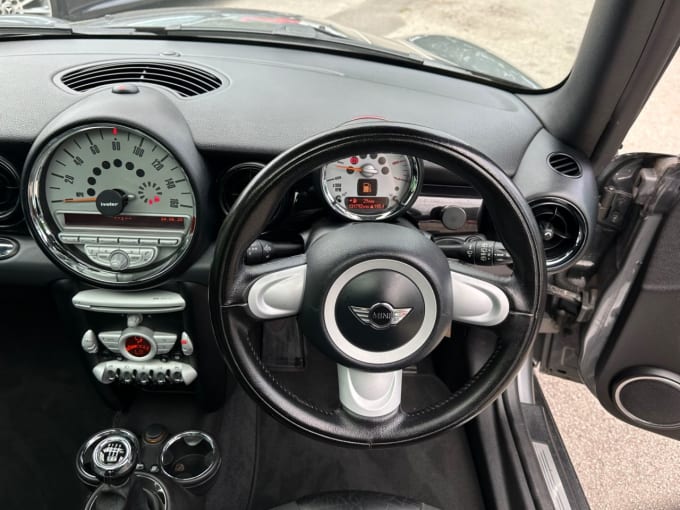 2025 Mini Hatch