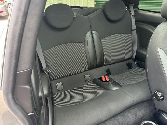 2025 Mini Hatch