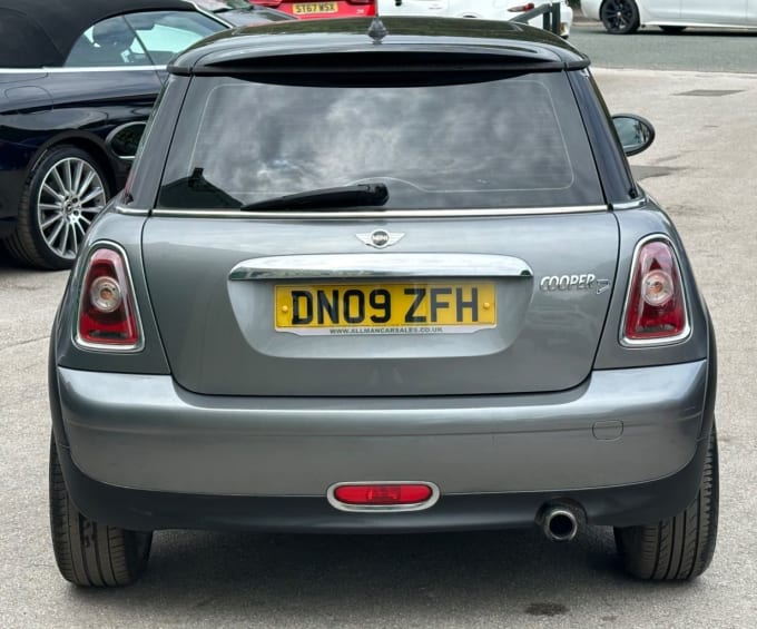 2025 Mini Hatch