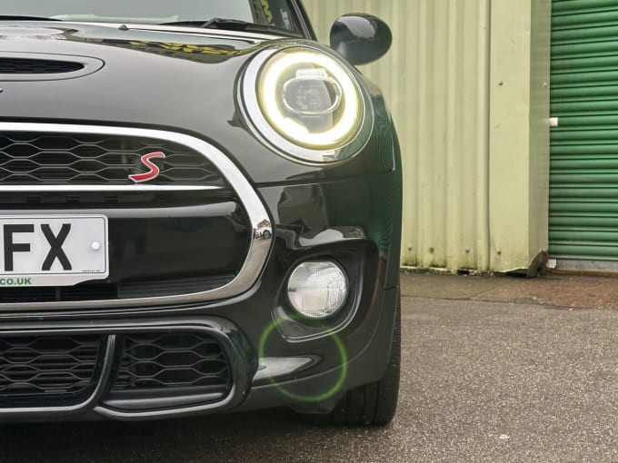 2025 Mini Hatch