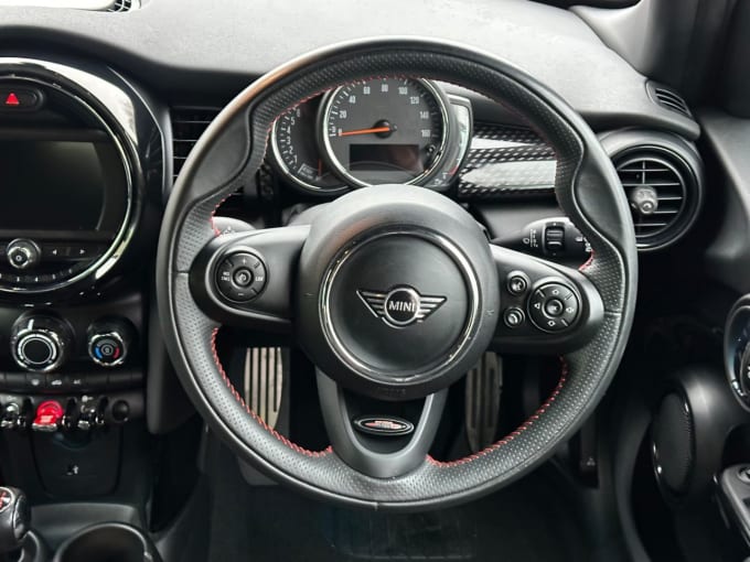 2025 Mini Hatch