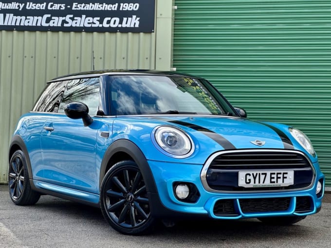 2025 Mini Hatch