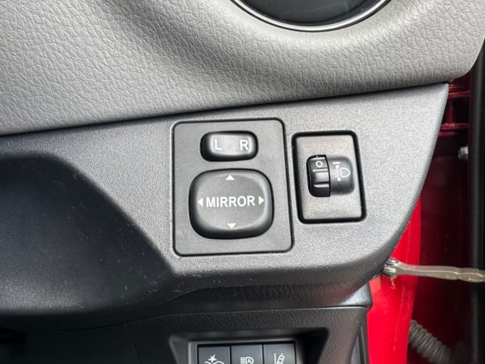 2025 Toyota Yaris