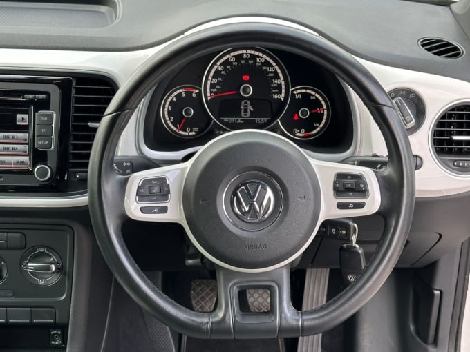2025 Volkswagen Beetle
