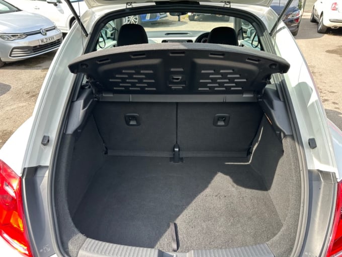 2025 Volkswagen Beetle