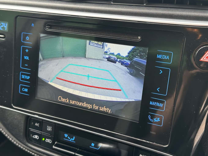 2025 Toyota Auris