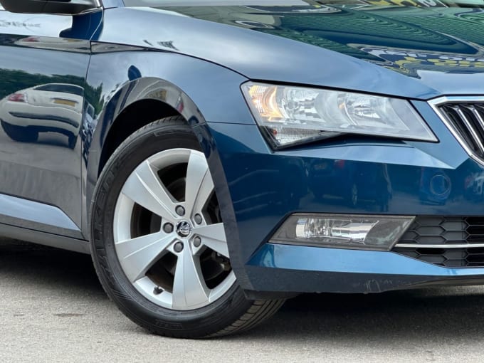 2025 Skoda Superb