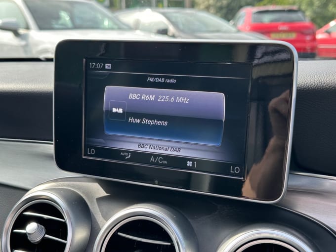 2025 Mercedes-benz C-class