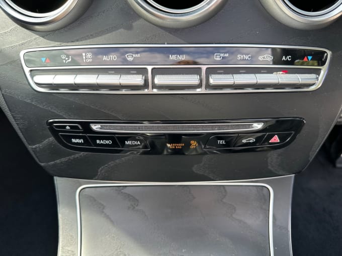 2025 Mercedes-benz C-class