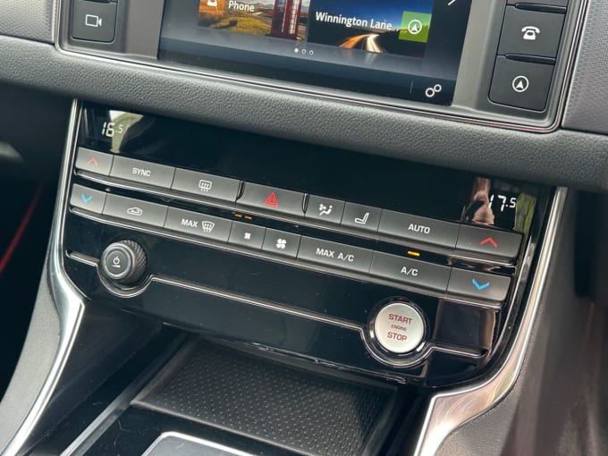 2025 Jaguar Xf