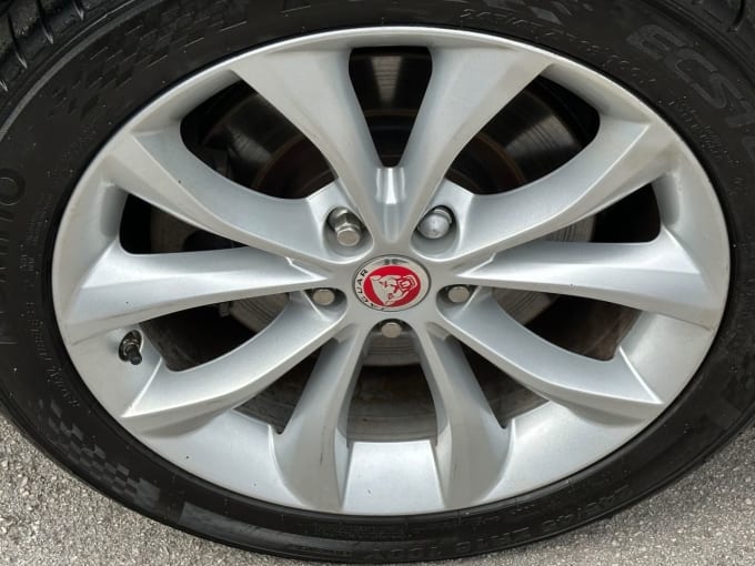 2025 Jaguar Xf