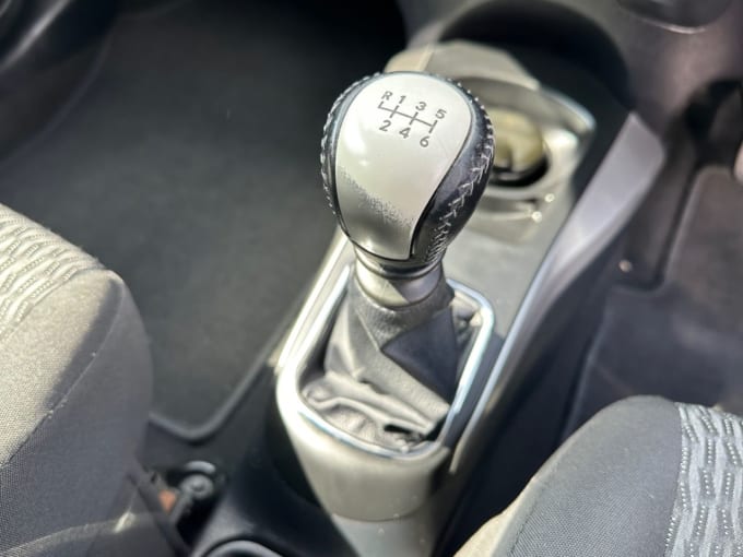 2025 Toyota Yaris