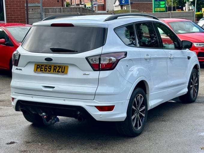 2025 Ford Kuga