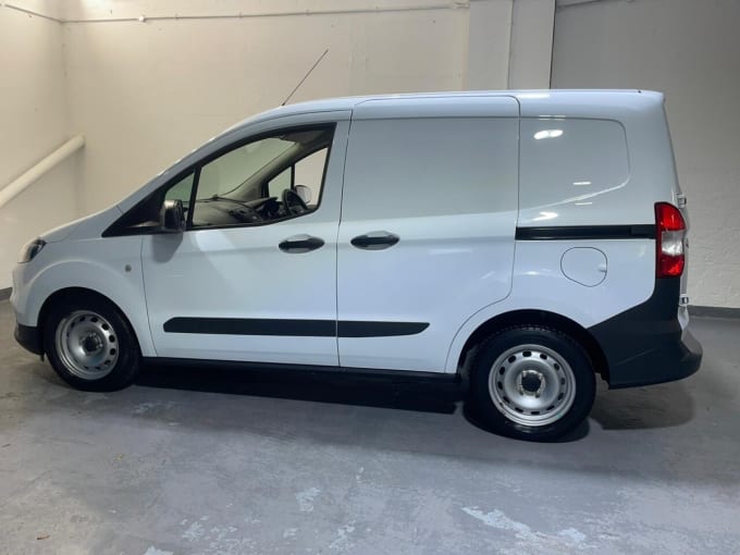 2022 Ford Transit Courier