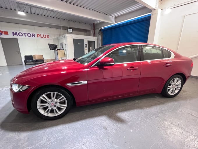 2016 Jaguar Xe