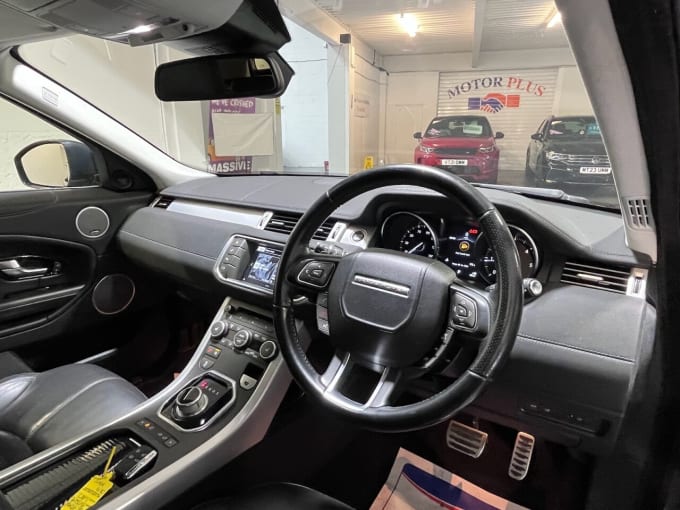 2025 Land Rover Range Rover Evoque