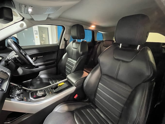 2025 Land Rover Range Rover Evoque