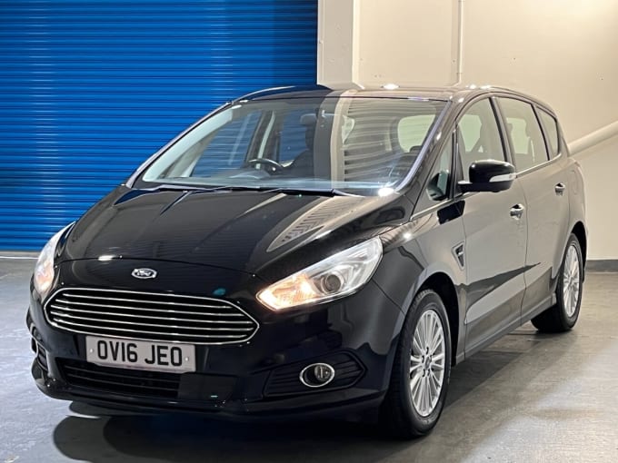 2025 Ford S-max