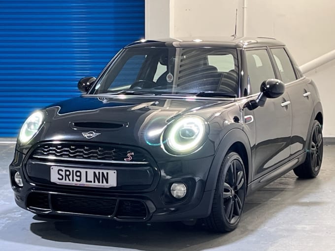 2024 Mini Hatch