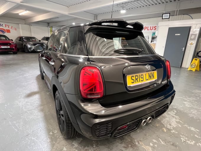 2024 Mini Hatch