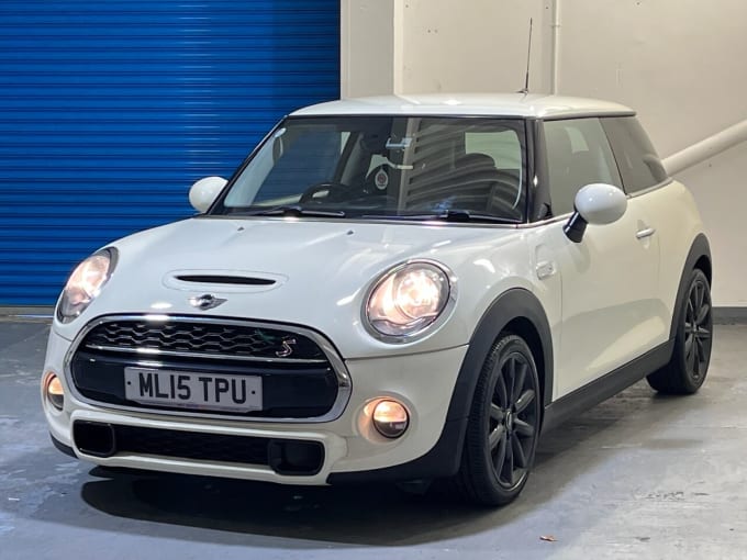 2025 Mini Hatch