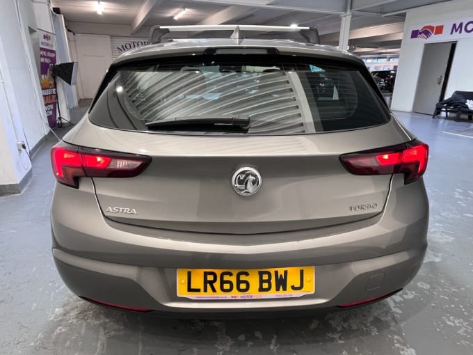 2025 Vauxhall Astra