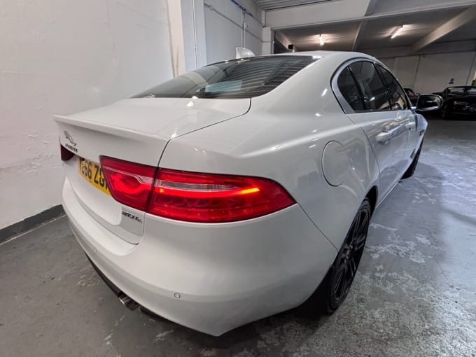 2025 Jaguar Xe