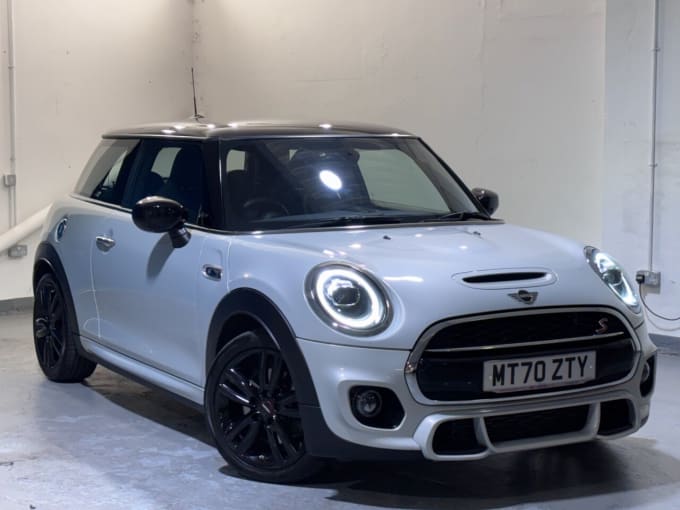 2025 Mini Hatch