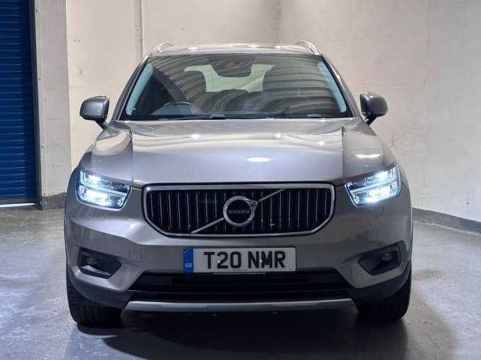 2025 Volvo Xc40