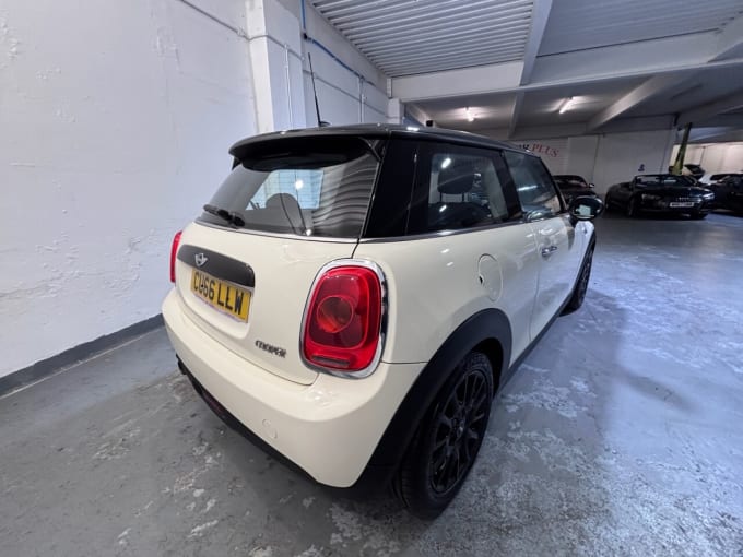 2025 Mini Hatch