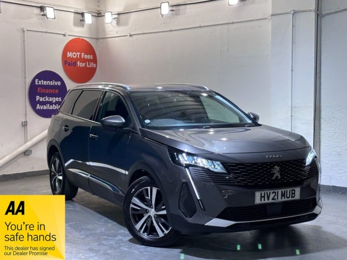 2025 Peugeot 5008