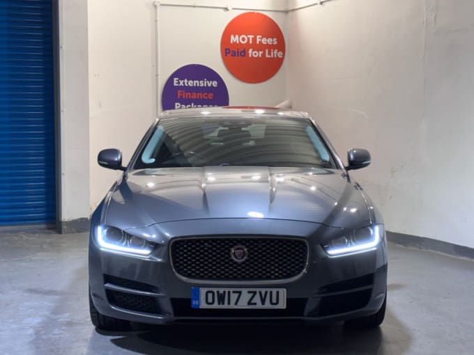 2025 Jaguar Xe