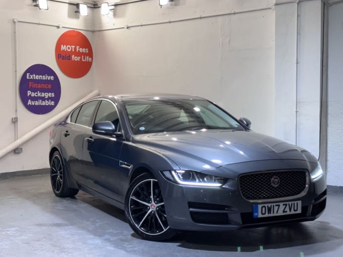 2025 Jaguar Xe