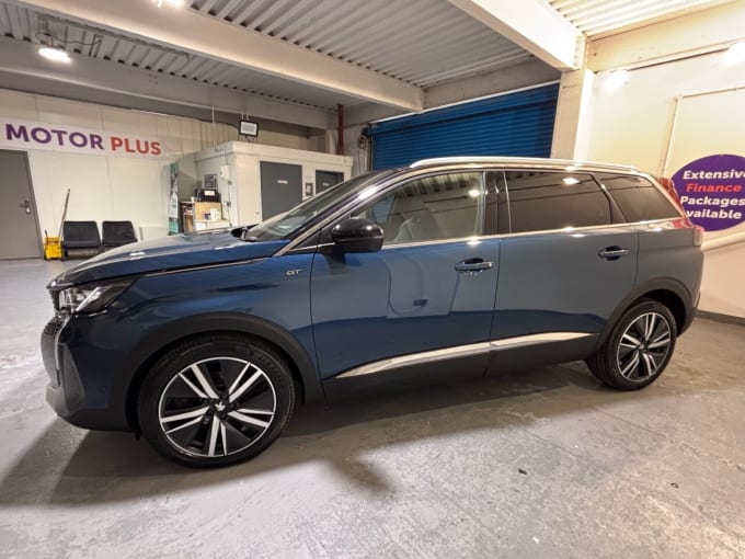 2025 Peugeot 5008